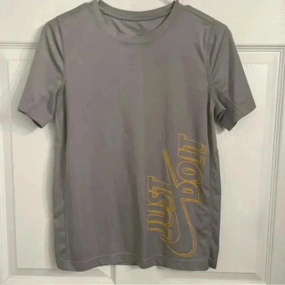 Nike Other - The Nike Tee Dri Fit Short Sleeve Crew Neck Gray T Shirt Boys Size L